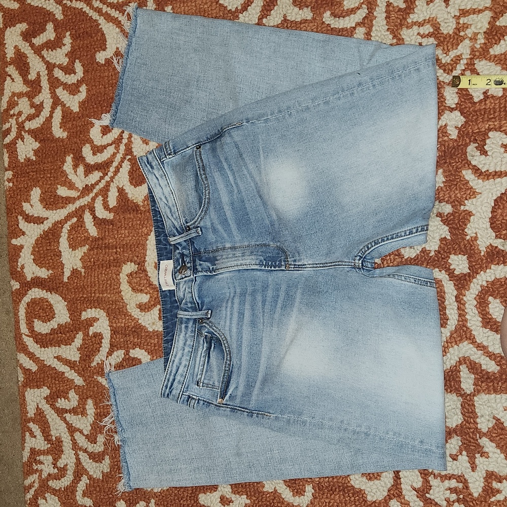 DRIFTWOOD “Royce” Crop Jeans. Size 29.